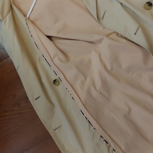 Aritzia Talula Babaton Trench coat Sz Small - Picture 2 of 13